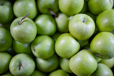 Full frame shot of apples