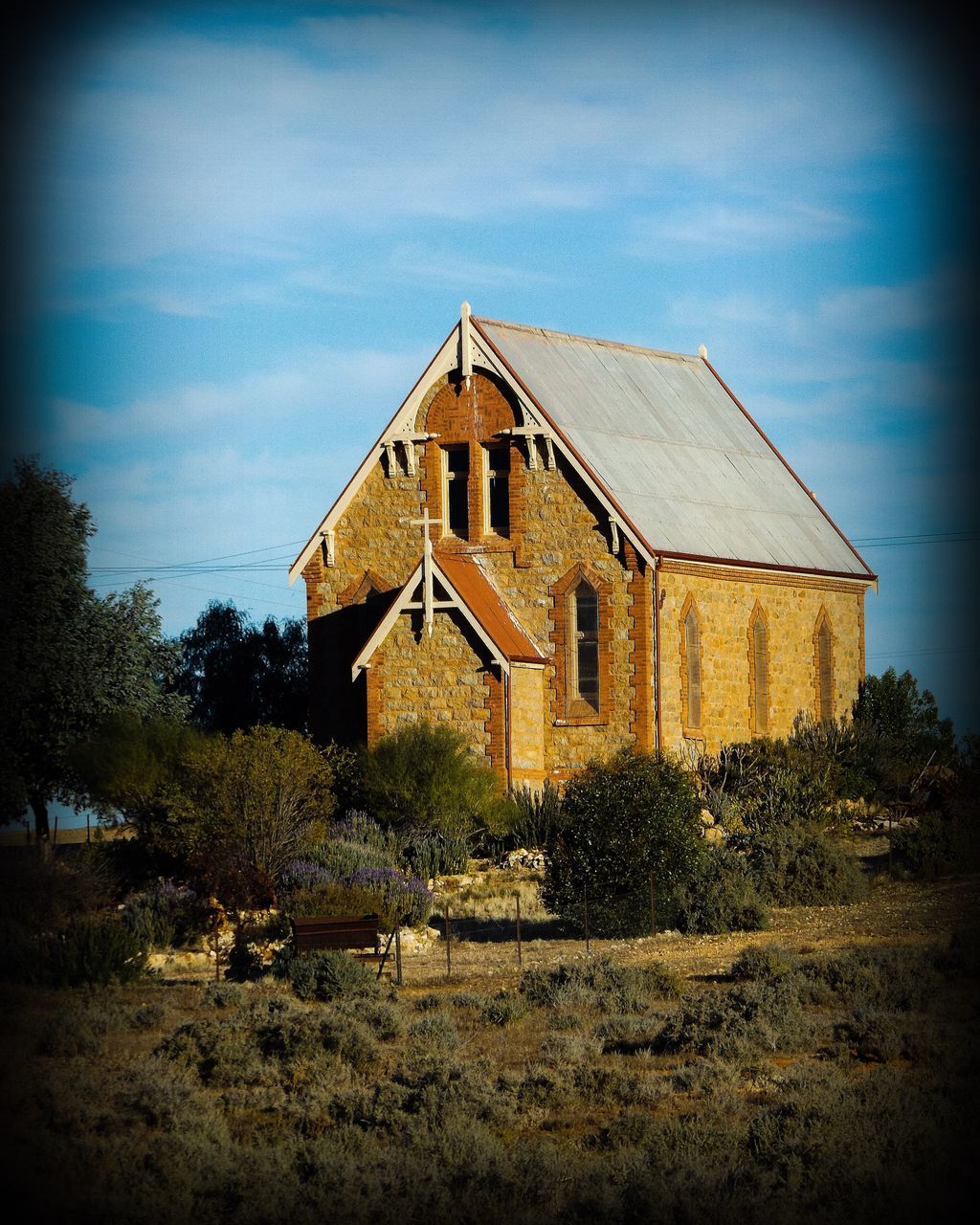 architecture, built structure, building exterior, sky, tree, house, no people, cloud - sky, day, country house, outdoors, nature