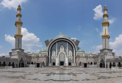 View of cathedral against sky