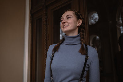 Portrait of a smiling young woman