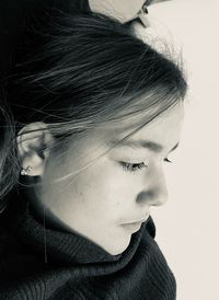 Close-up portrait of a smiling young woman