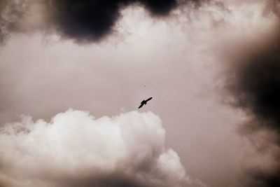 Low angle view of cloudy sky