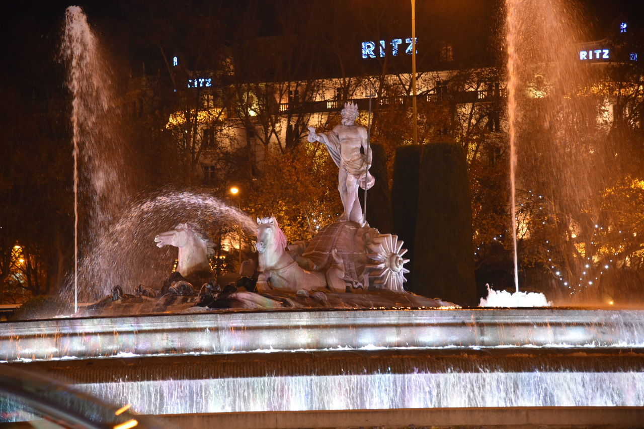 Fuente de Neptuno Dios de los Mares