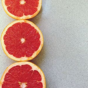 Close-up of apple slices