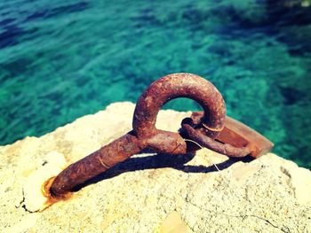 Close-up of rusty chain