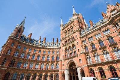 Low angle view of st pancras renaissance london hotel against sky