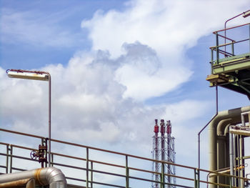 Pipe line and column tower in petrochemical plant normal