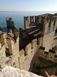 Old ruins of building against sky