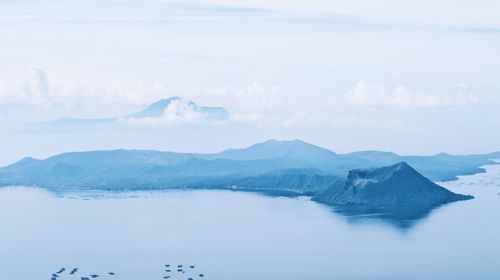 Panoramic view of lake against sky