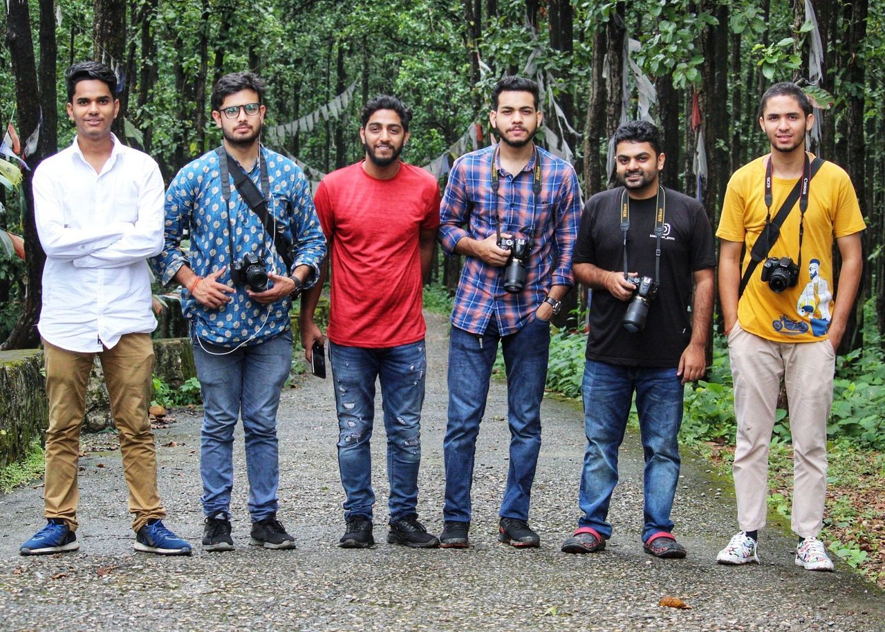 portrait, looking at camera, group of people, smiling, togetherness, full length, men, casual clothing, happiness, standing, front view, friendship, males, young adult, adult, emotion, young men, people, teenager, adolescence, jeans, teenage boys