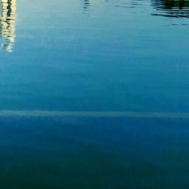 water, waterfront, reflection, lake, rippled, tranquility, nature, beauty in nature, tranquil scene, high angle view, full frame, water surface, blue, scenics, backgrounds, no people, idyllic, outdoors, day, standing water