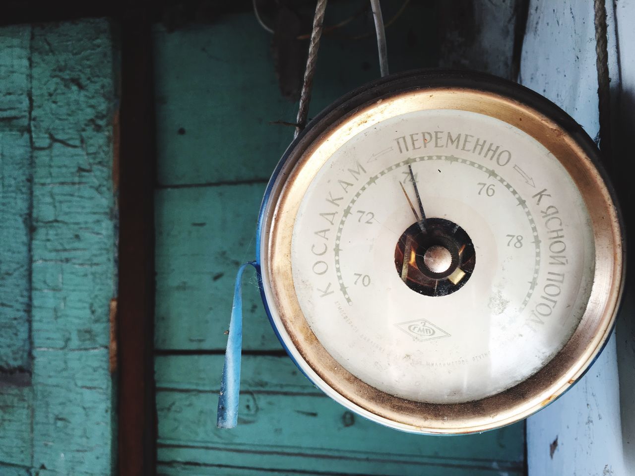 abandoned, no people, gauge, close-up, day, indoors, pressure gauge