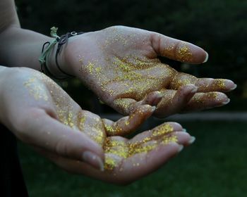 Close-up of cropped hand