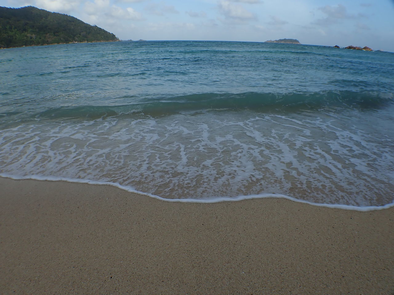 SCENIC VIEW OF BEACH