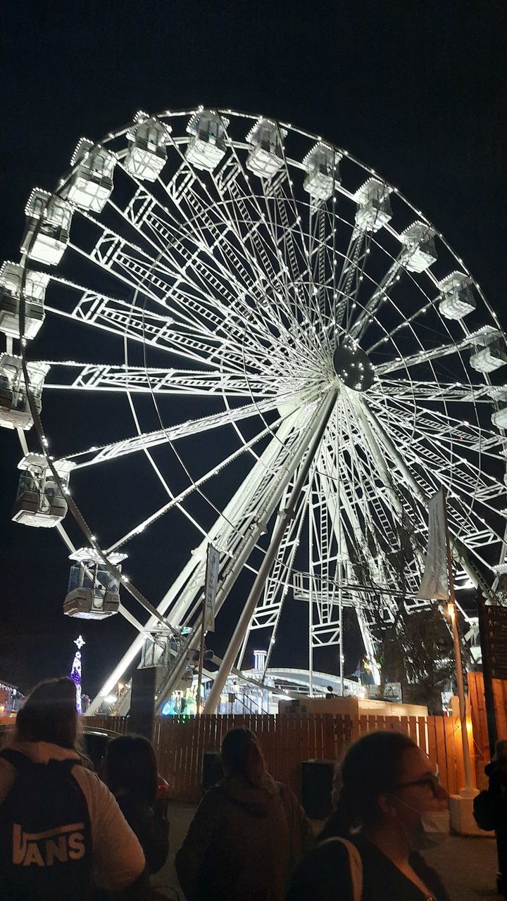 ferris wheel, arts culture and entertainment, amusement park ride, amusement park, night, low angle view, illuminated, architecture