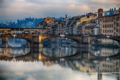Arno river view. florence,italy