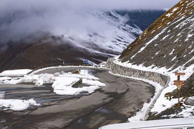 Landscape view at passo dello stelvio famous landmark at italy, wallpaper.