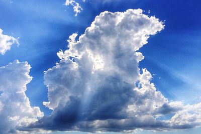 Low angle view of cloudy sky