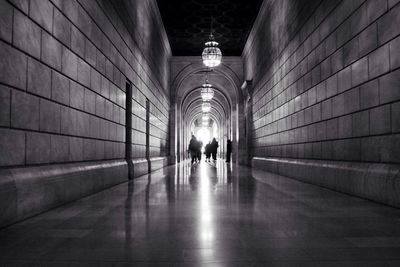 Illuminated tunnel