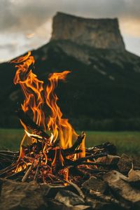 Close up of burning candle