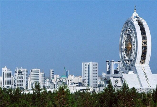 clear sky, architecture, built structure, city, building exterior, outdoors, sky, day, urban skyline, no people, tree, nature