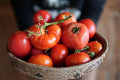 Close-up of tomatoes in basket