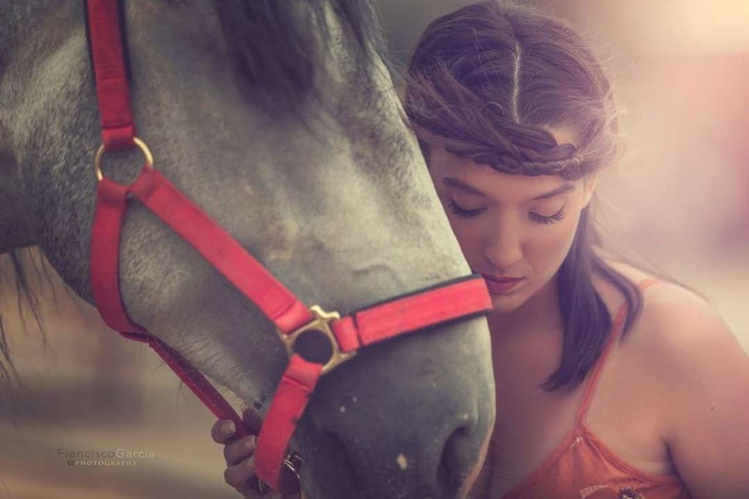 childhood, one person, front view, girls, outdoors, one girl only, child, people, day, children only, close-up, adult