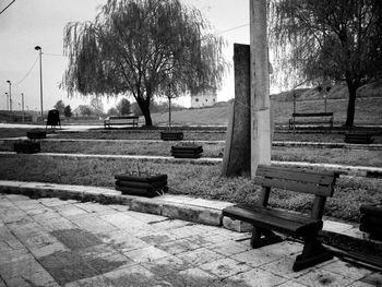 Empty bench in park