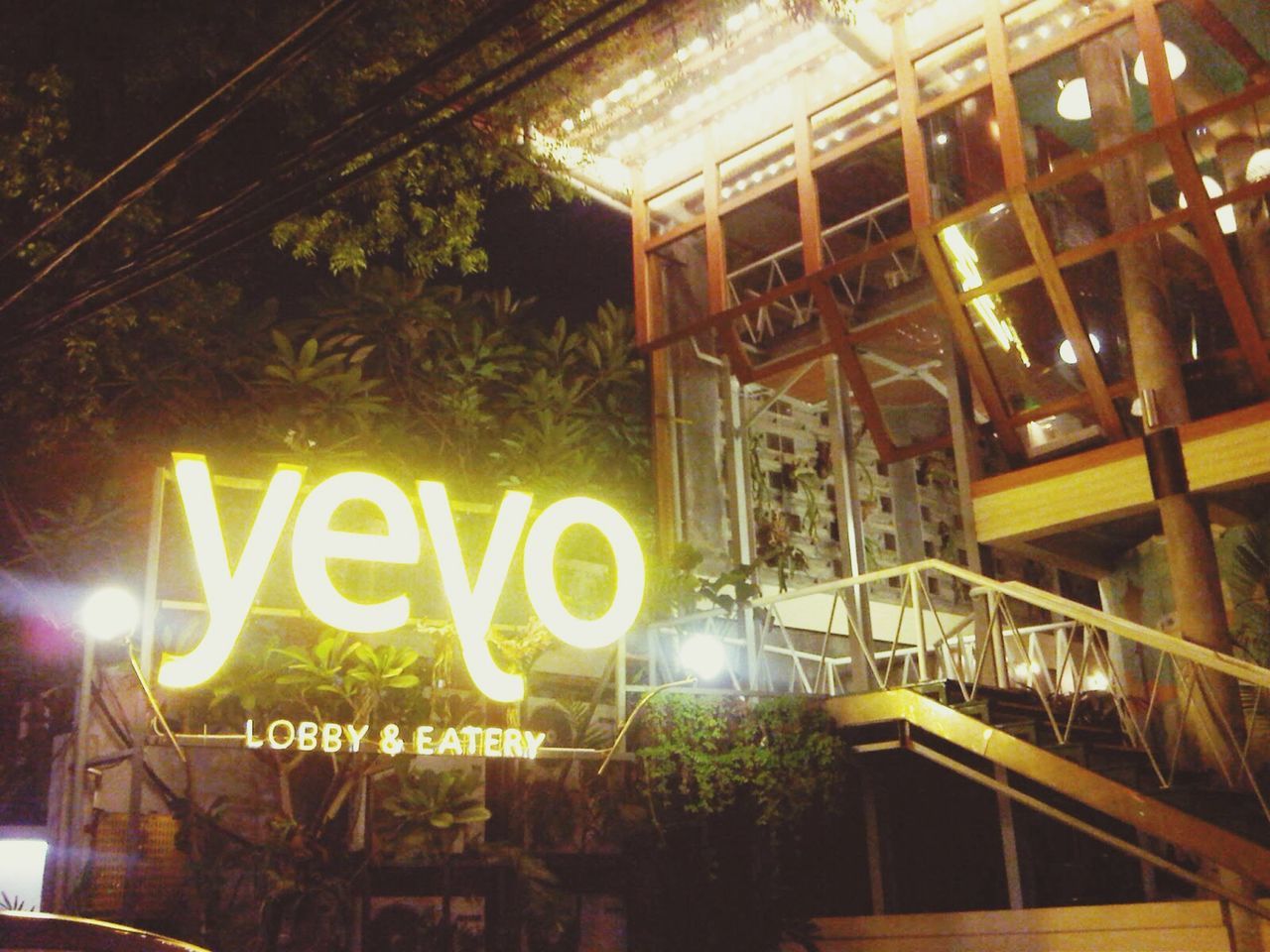 YEYO Lobby & Eatery