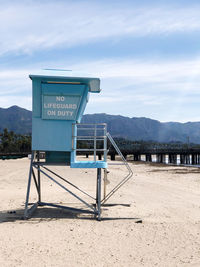 Lifeguard hut on californian beach