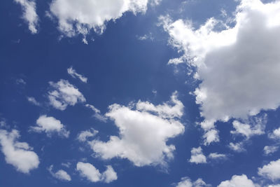 Low angle view of cloudy sky