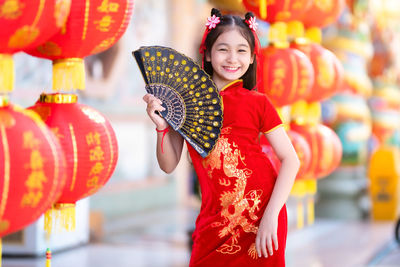 Portrait of a smiling young woman