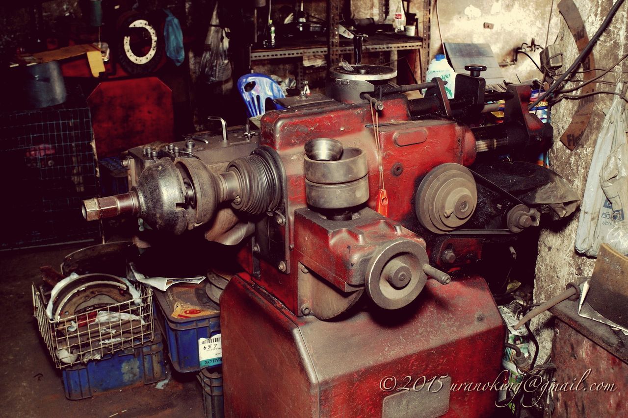 old, abandoned, obsolete, metal, damaged, run-down, rusty, deterioration, machine part, machinery, old-fashioned, industry, no people, transportation, equipment, weathered, day, bad condition, wall - building feature, outdoors