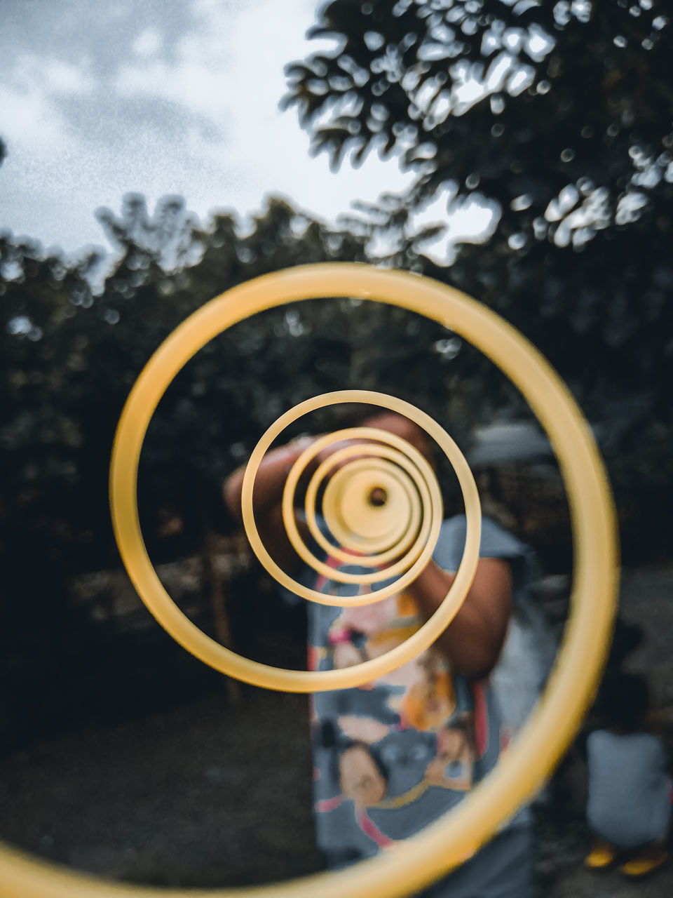 CLOSE-UP OF SPIRAL WHEEL