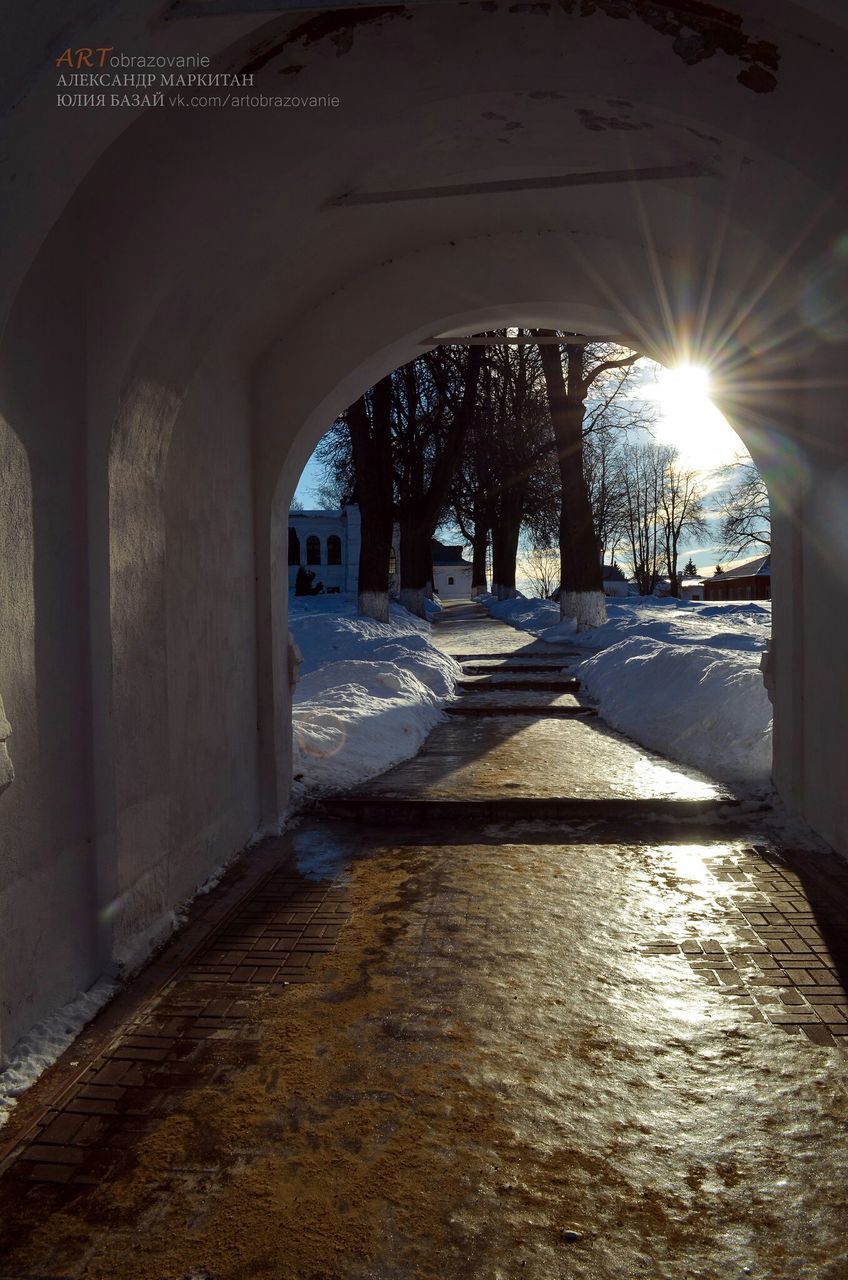 the way forward, architecture, built structure, arch, indoors, sunlight, diminishing perspective, archway, tree, vanishing point, walkway, tunnel, footpath, narrow, street, building exterior, empty, cobblestone, architectural column, no people