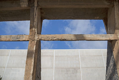 Concrete beam and blue sky.