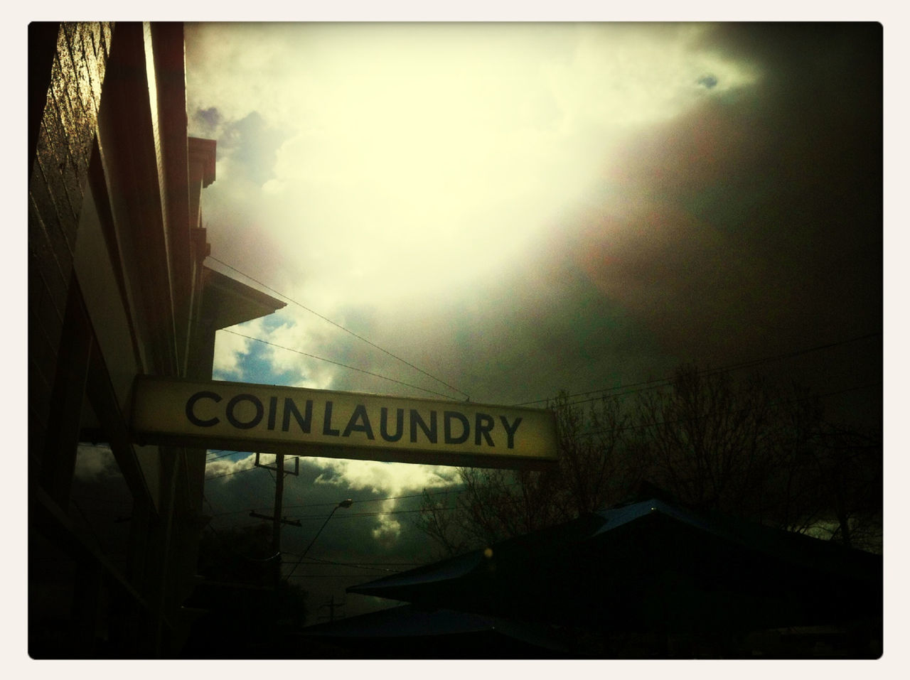 Coin Laundry Cafe