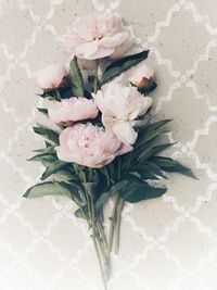 High angle view of white rose flower bouquet