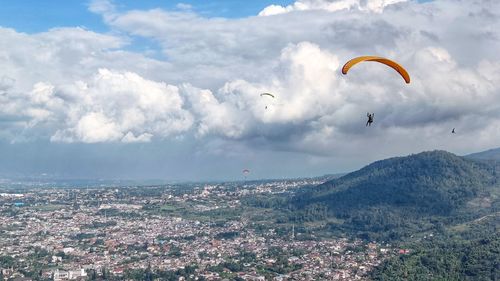 paragliding
