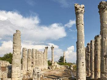 Old ruins against sky