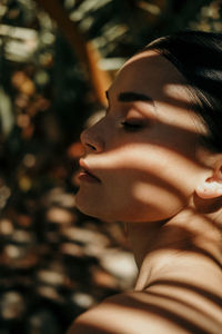 Close-up portrait of young woman