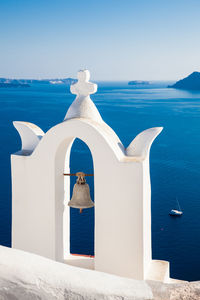 Traditional architecture of the churches of the oia city in santorini island