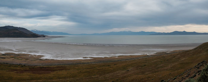 Views of great salt lake at antelope island state park, utah, usa. 