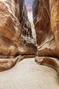 Path that leads to the treasury of petra between the canyons. jordan