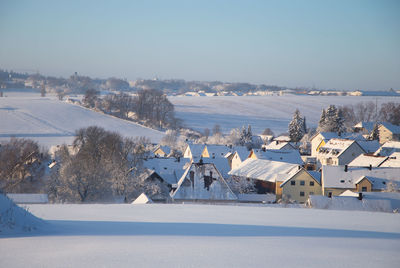 Regensburg oberisling in snow during sunrise, winter in germany. high quality photo