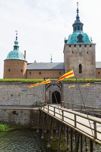 Drawbridge at the moat to the kalmar castle