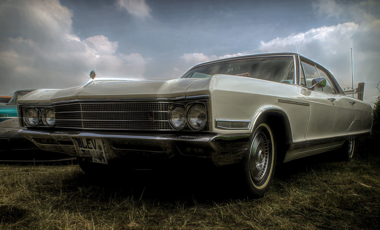 old-fashioned, retro styled, land vehicle, transportation, cloud - sky, no people, mode of transport, abandoned, car, day, sky, outdoors