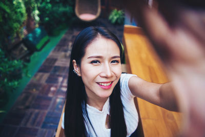 Portrait of a smiling young woman