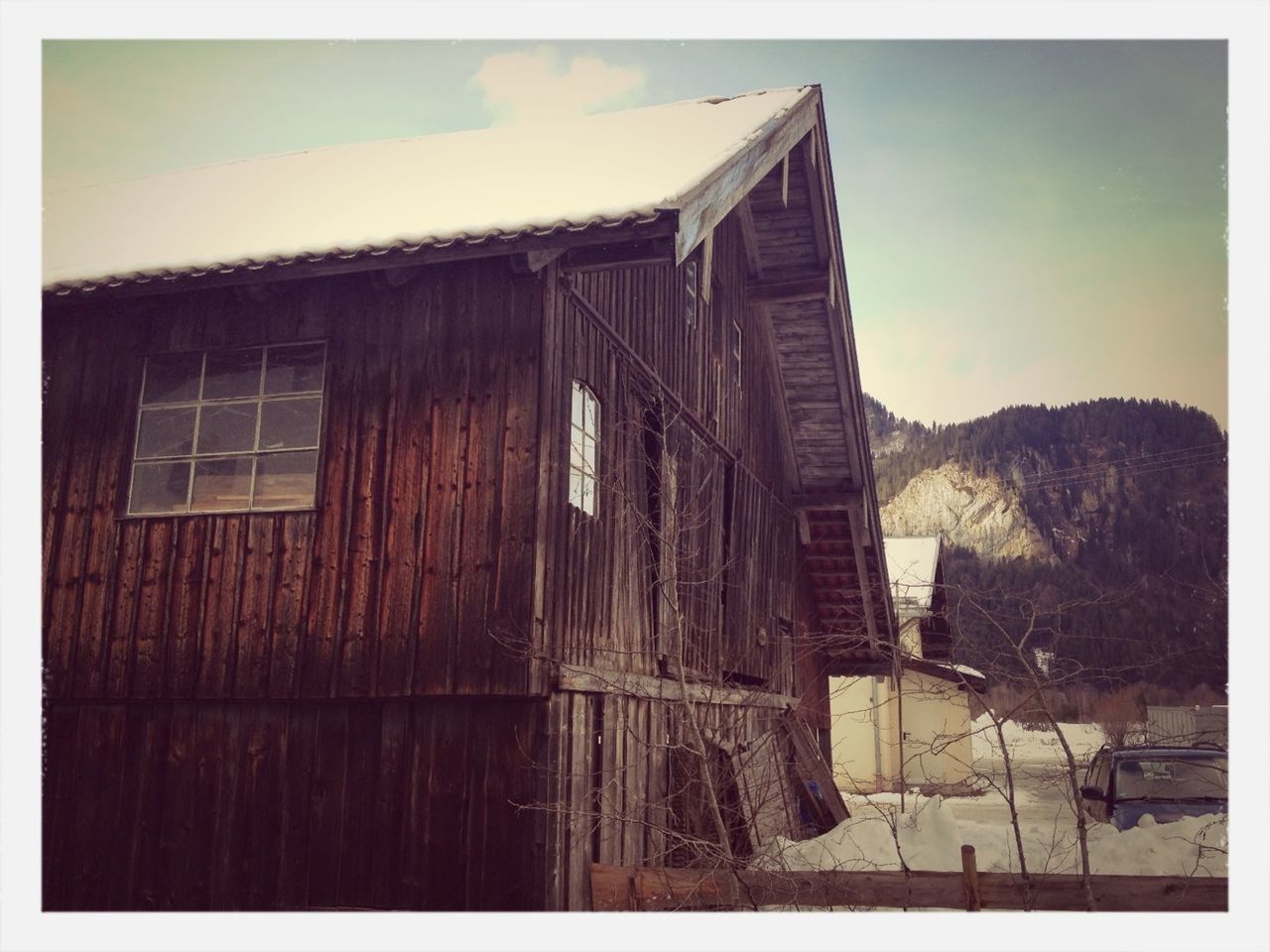 transfer print, architecture, built structure, building exterior, auto post production filter, house, sky, residential structure, window, building, day, no people, abandoned, residential building, outdoors, low angle view, exterior, sunlight, old, cloud