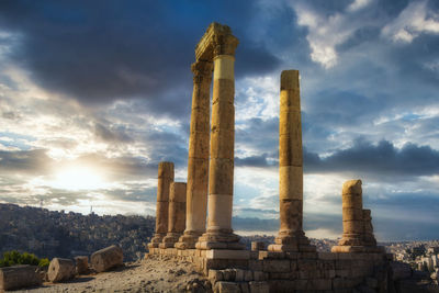The roman citadel in amman with all its glory on a backdrop of mesmerizing skies. 